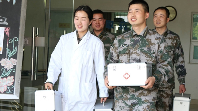 淮陽(yáng)退伍女兵列車救人抖音走紅